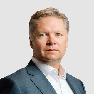portrait of Mark Harris